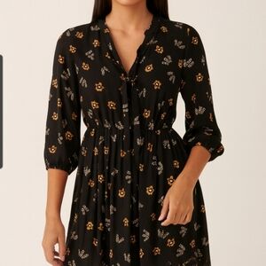 NWOT. Elegant Black Floral Long Dress. Size M/L